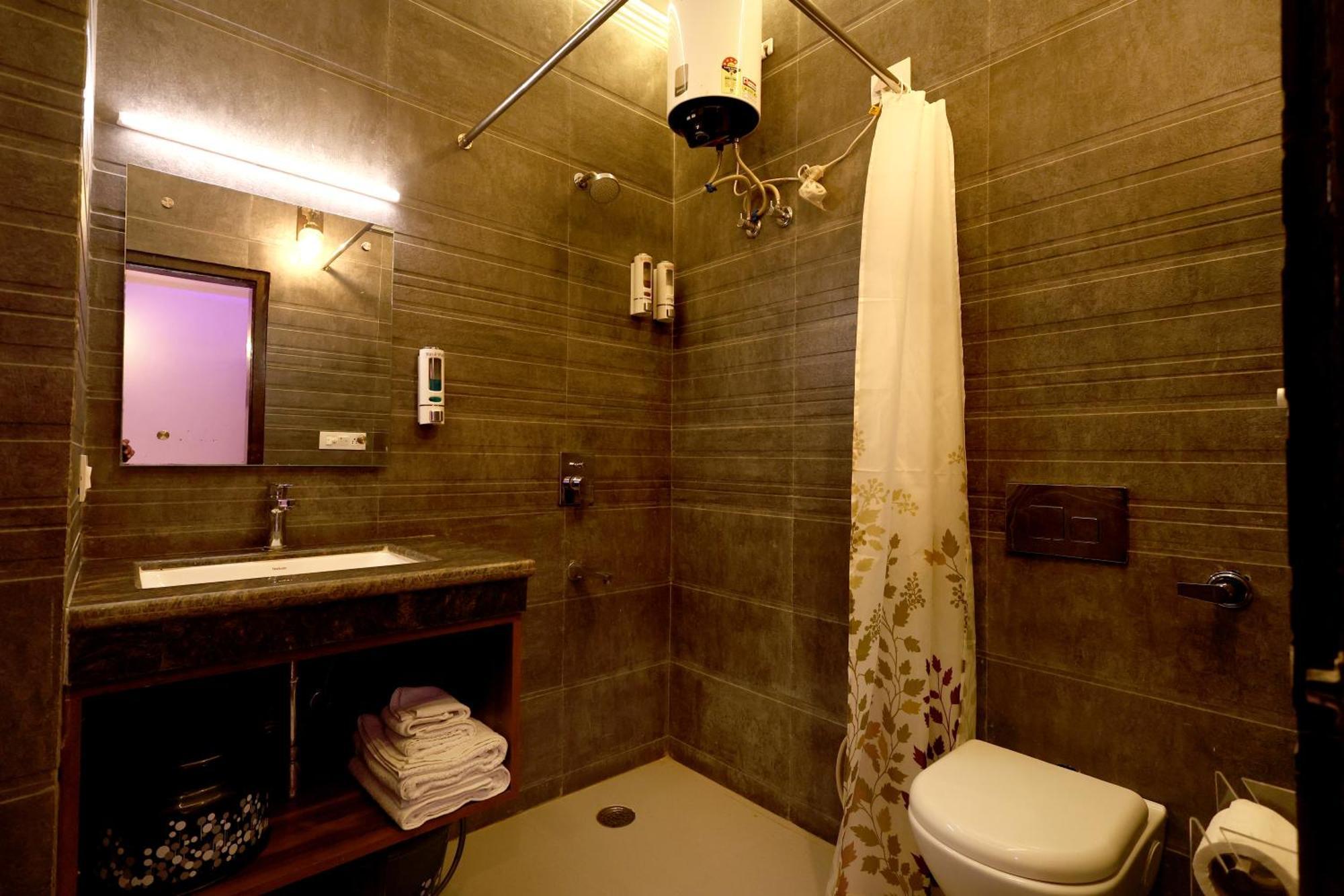 Appartement Shivalayaa - The Divine Abode à Agra  Extérieur photo